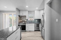 Building Photo - 743 St Michaels Dr