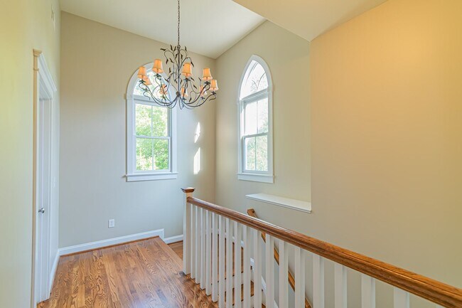 Building Photo - Stunning home in Baxter Village