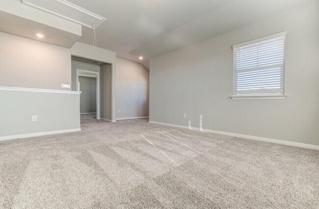 Building Photo - 14513 Heartland Dr