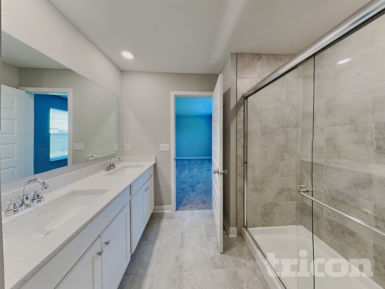 Building Photo - 4740 W Mineral Ln