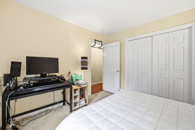 Building Photo - 1634 Brightfield Pl