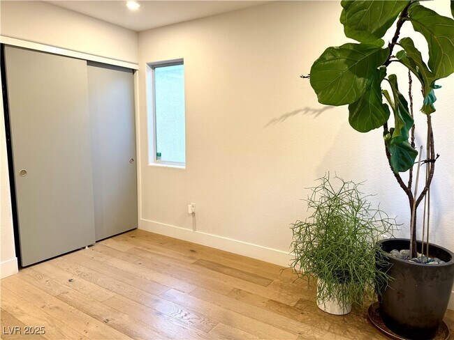 Building Photo - 11101 Montagne Marron Blvd