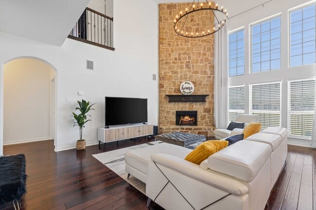 Building Photo - 7016 Playa