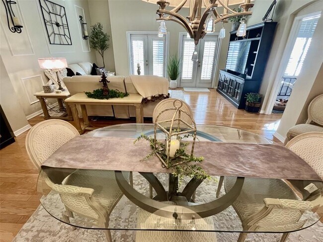 Building Photo - 901 Waterside Ln