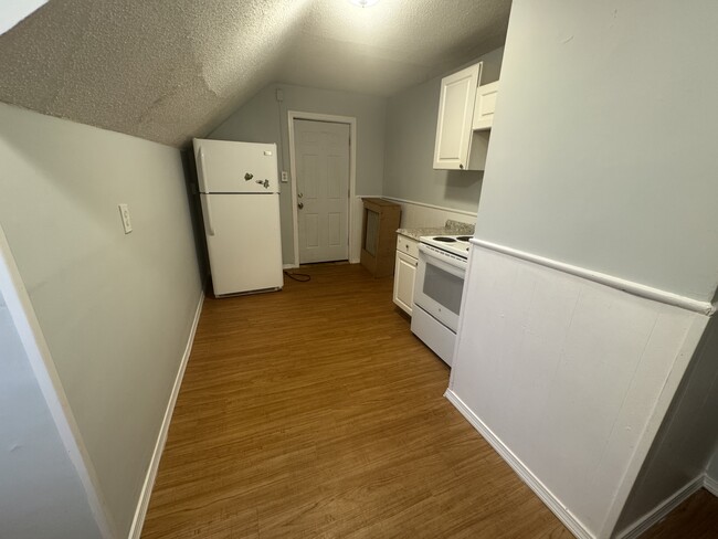 Building Photo - 6 Dudley St