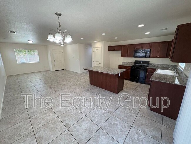 Building Photo - 2314 Cape Canyon Ave