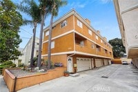 Building Photo - 541 W 23rd St