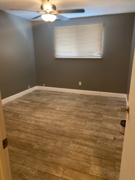 Building Photo - 4309 Woodland Dr