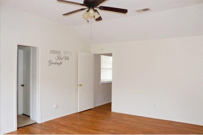 Building Photo - 21330 Golden Dove Dr
