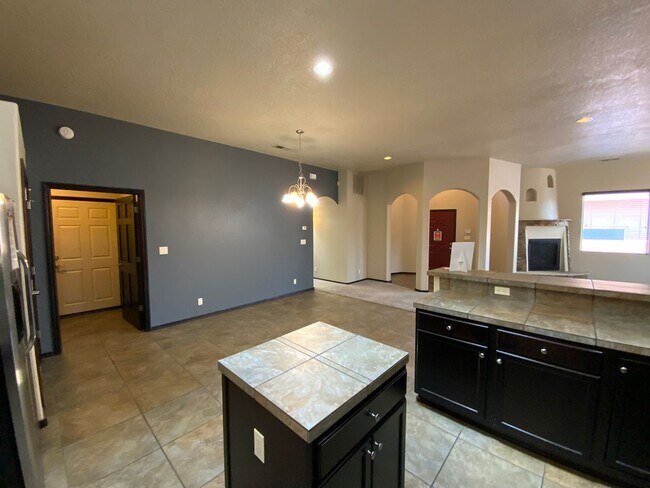 Building Photo - 3 Bedroom Custom Single Story Home Availab...