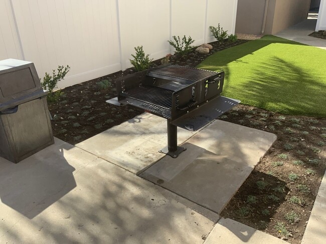 Building Photo - Gorgeous 1 bedroom  1 bath