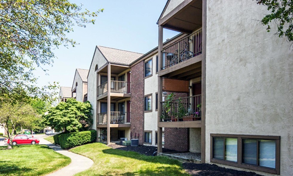 Stoney Creek Apartments 2067 Creekview Ct Reynoldsburg OH 43068