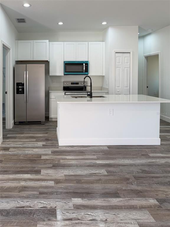 Building Photo - 4700 Sunbeam St