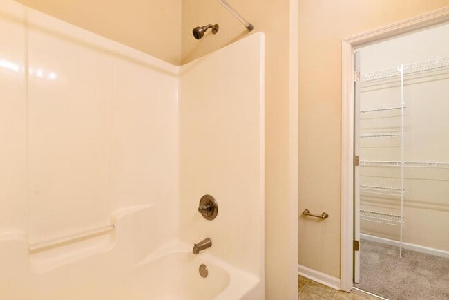 Building Photo - Great Townhome! Carolina Forest!