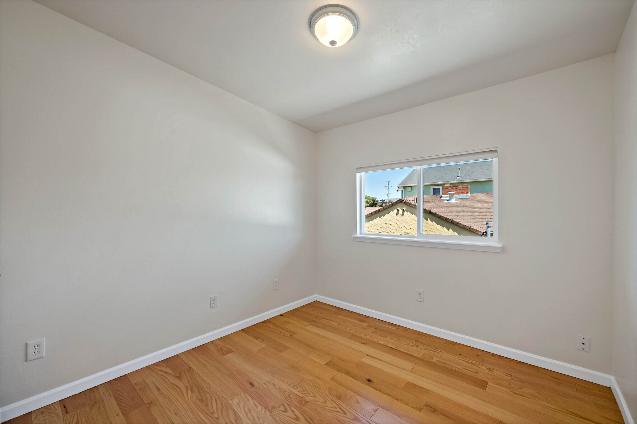 Building Photo - 230 Sanford Ave