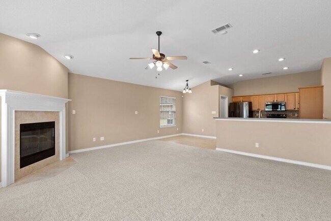 Building Photo - 5659 Tiger Woods Dr