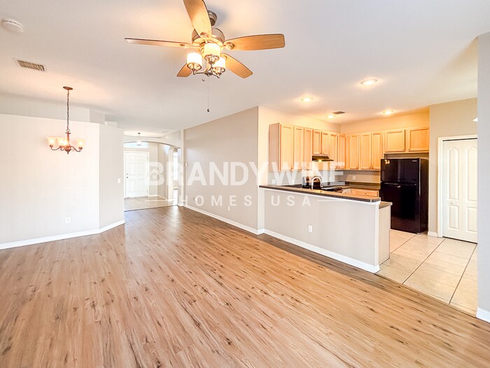 Building Photo - 1837 Atlantic Dr