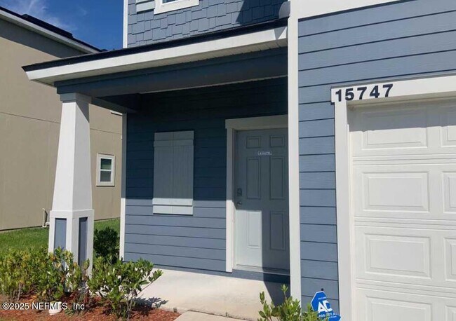 Building Photo - 15747 Equine Gait Dr