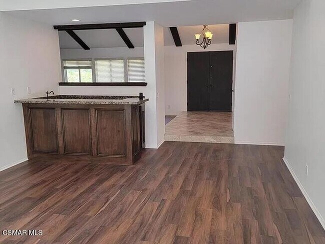 Building Photo - 28910 Calabria Dr