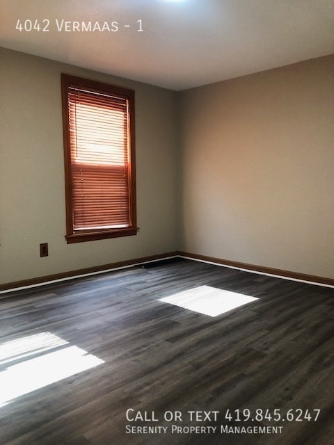 Building Photo - Cozy 1-bedroom Duplex!