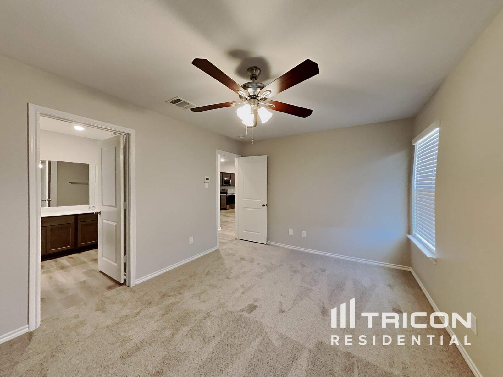 Building Photo - 2706 Darner Ct