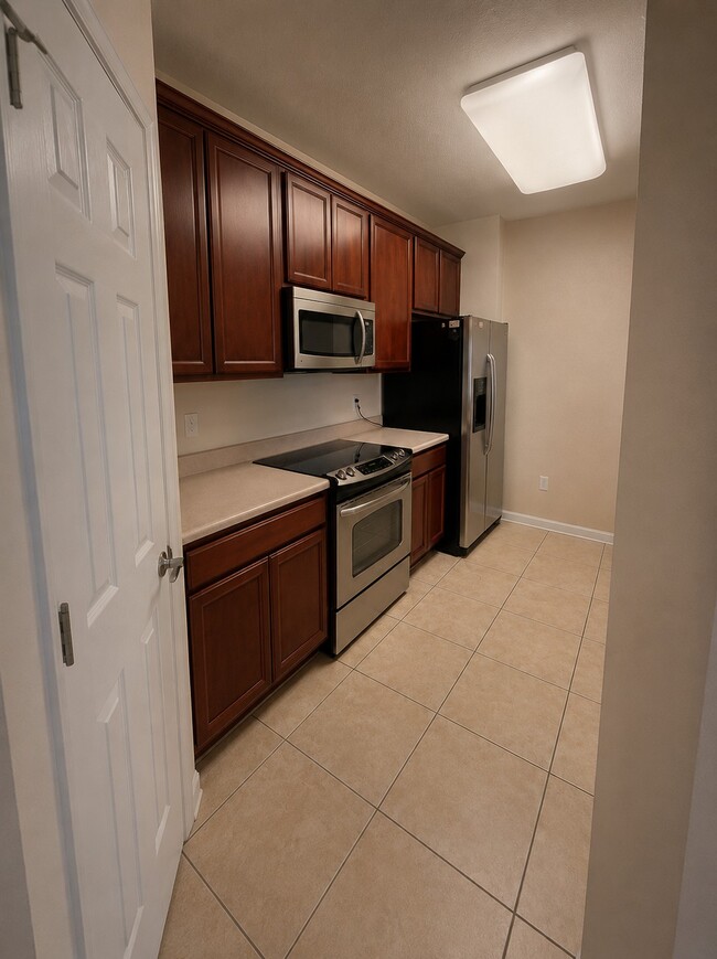 Building Photo - 3338 Robert Trent Jones Dr