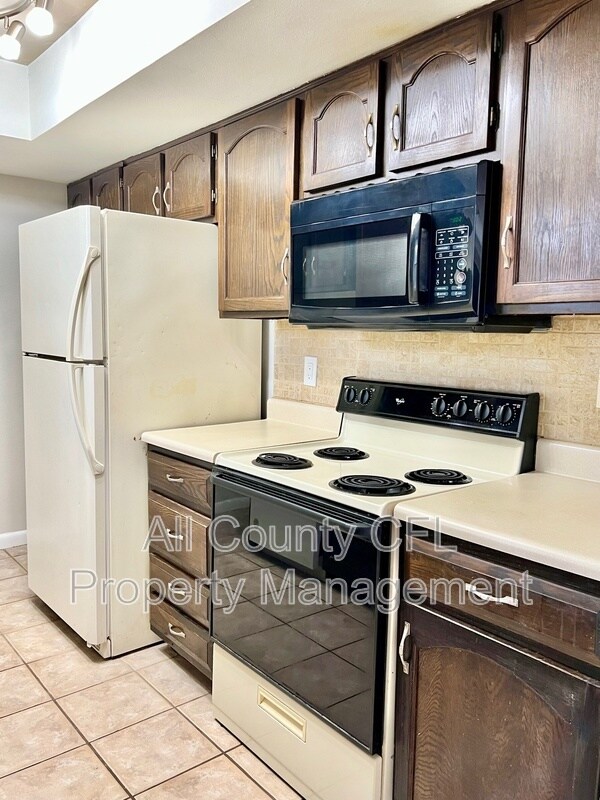 Building Photo - 4371 Aqua Vista Dr