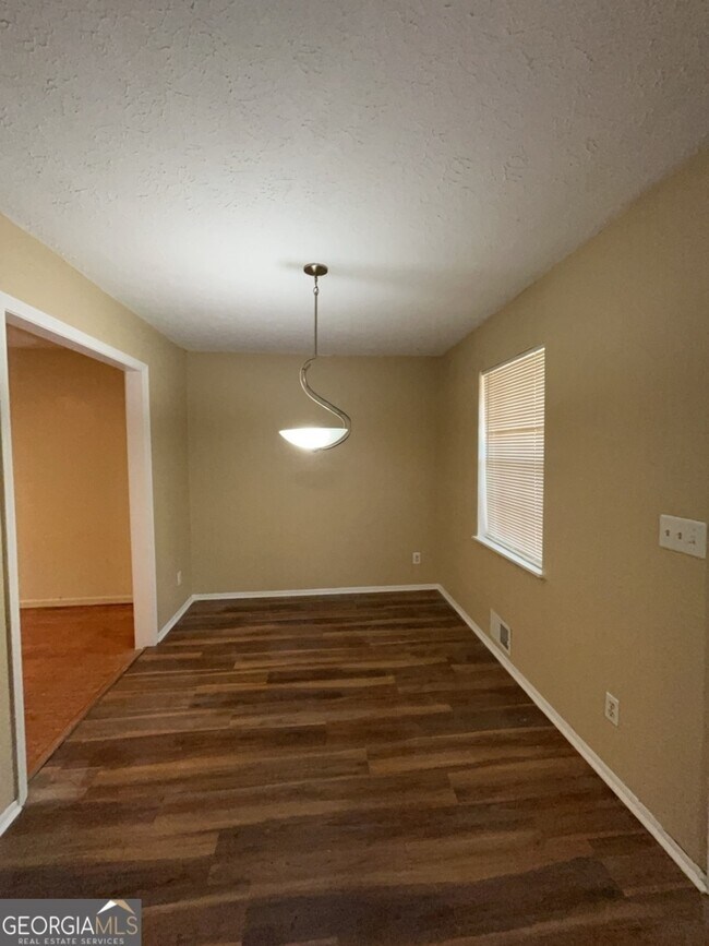 Building Photo - 5089 Victor Trail NW