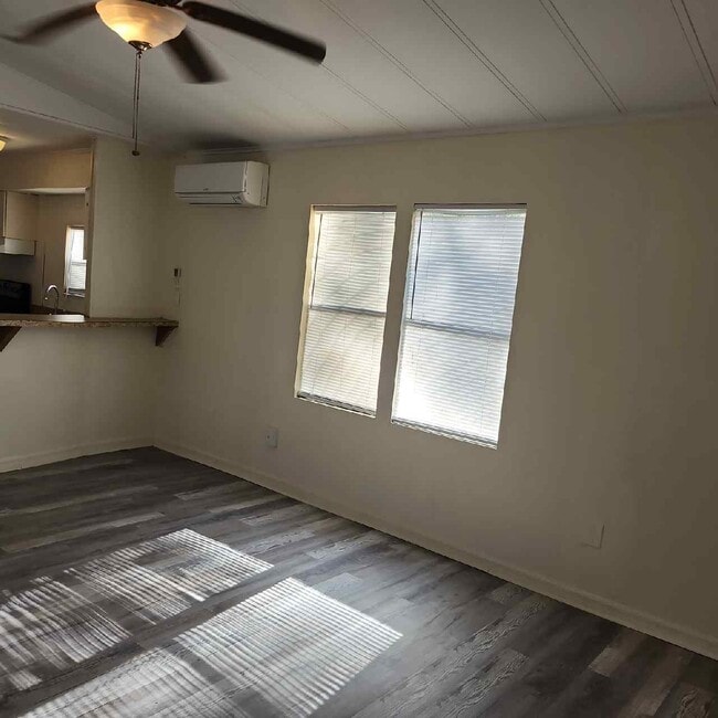 Building Photo - 85028 Patricia Ct