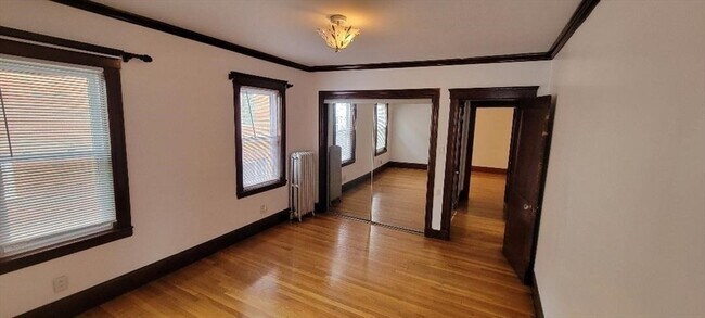 Building Photo - 4765 Washington St