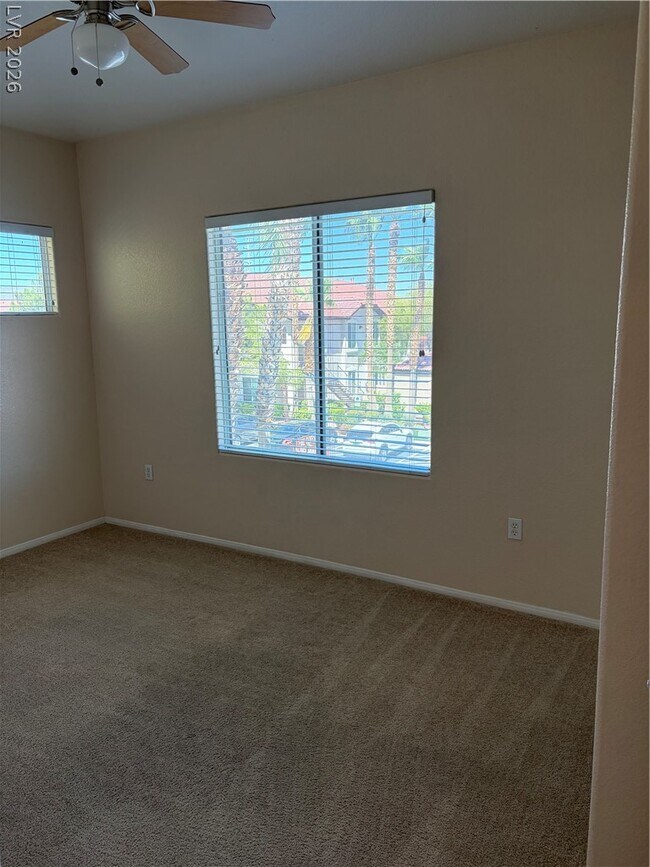 Building Photo - 3395 Cactus Shadow St