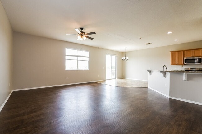 Building Photo - 2394 Yellow Grass Ct
