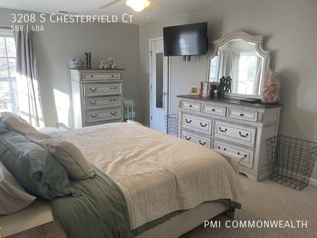 Building Photo - 3208 S Chesterfield Ct