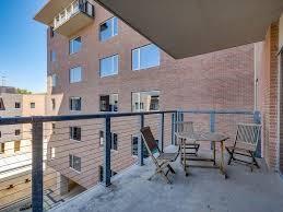 Building Photo - 901 W 9th St