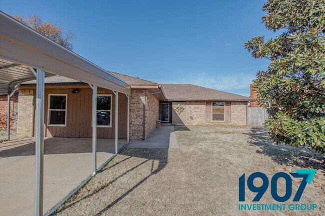 Building Photo - SPECIAL OFFER! Move In Now & Get 50% Off Your First Month's Rent!  Spacious 5-Bedroom Home in OKC...
