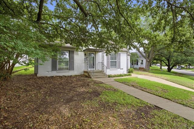 Building Photo - 3101 Westcliff Rd W