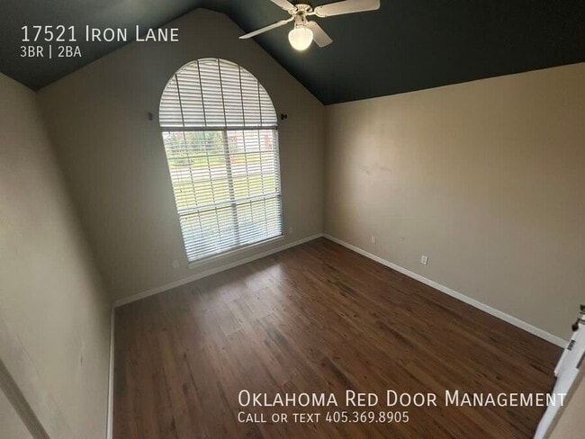 Building Photo - 17521 Iron Ln