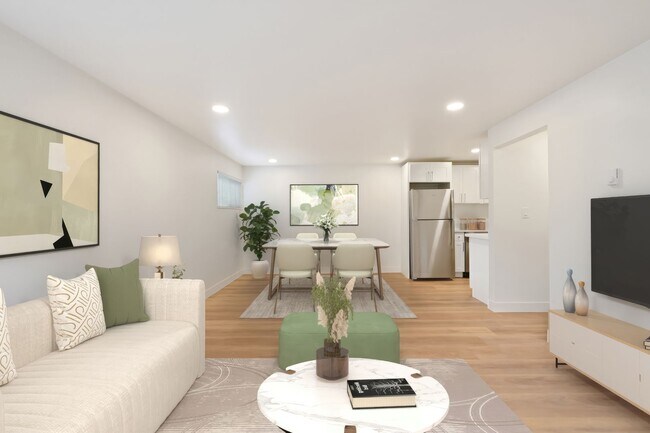 Building Photo - Greenlake Remodel - 1 Bed / 1 Bath, In Unit Washer / Dryer