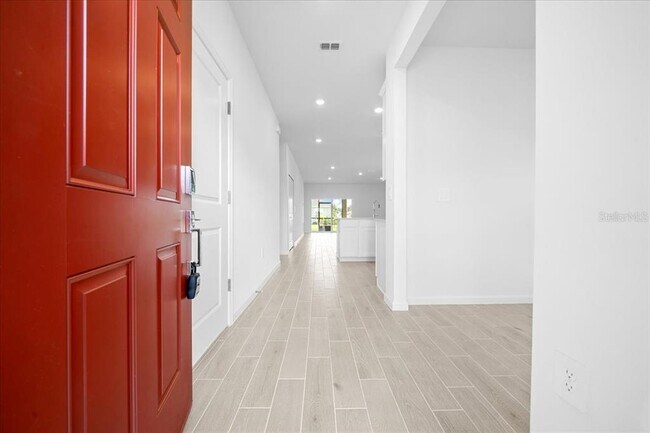 Building Photo - 6596 SW 89th Ln
