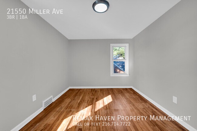 Building Photo - 21550 Miller Ave