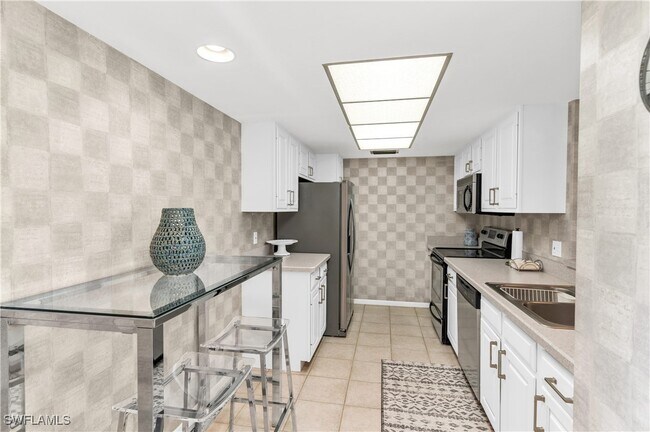 Building Photo - 17 Bluebill Ave