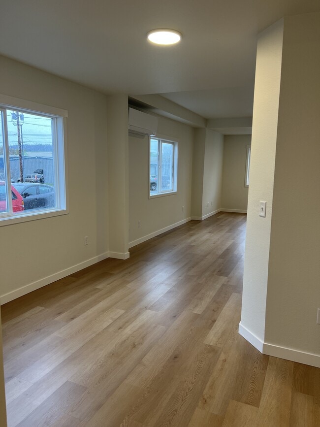 Building Photo - 2214 Valencia St