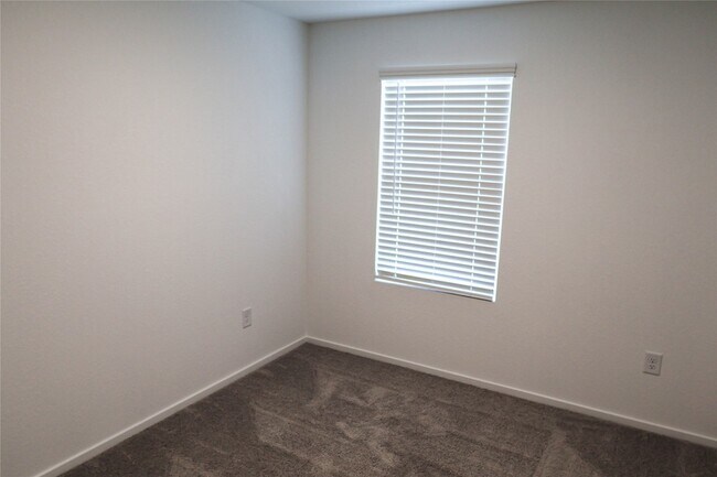 Building Photo - 15317 Dapple Blf Ln