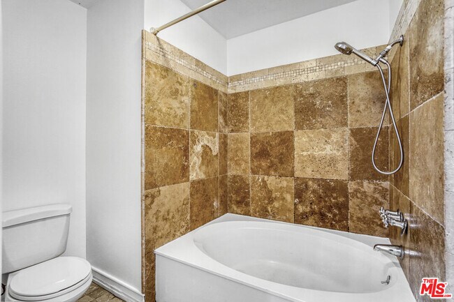 Building Photo - 8600 Tuscany Ave