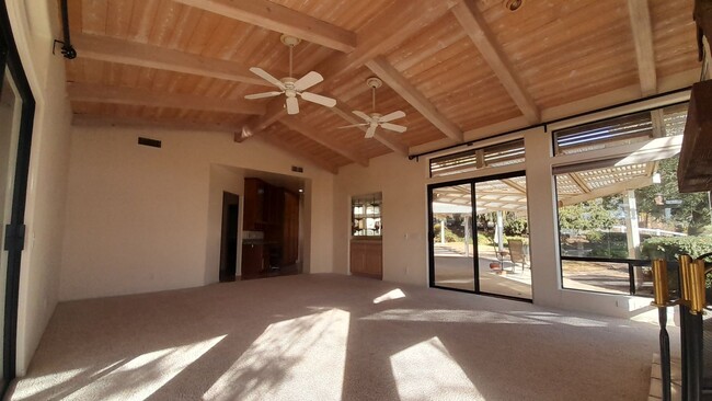 Building Photo - Fallbrook Ranch House