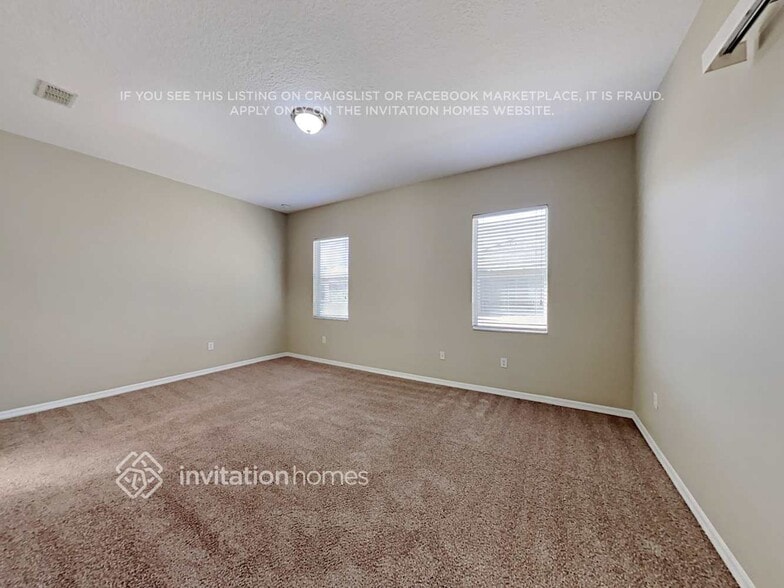 Building Photo - 652 Newhall Ln