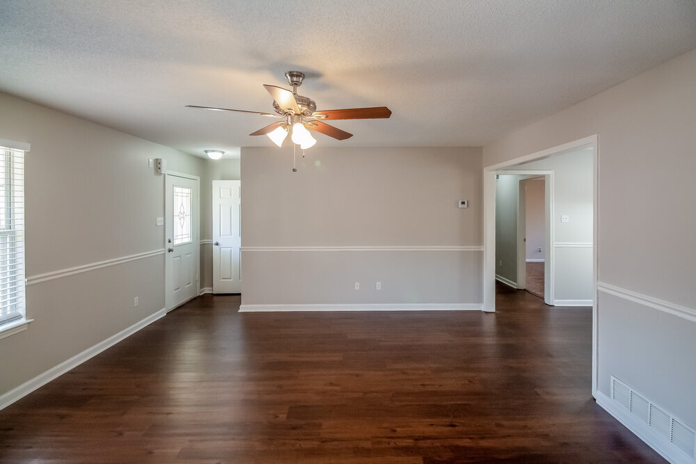 Building Photo - 3455 Pendulum Dr N