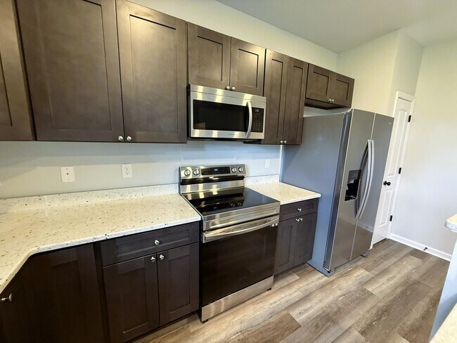 Building Photo - 308 E Franck St