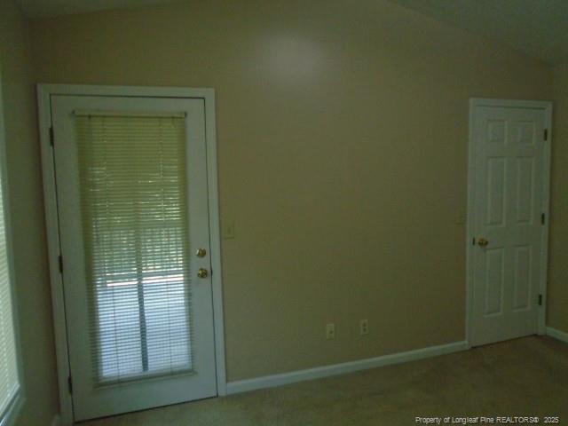 Building Photo - 1002 Brookhollow Dr
