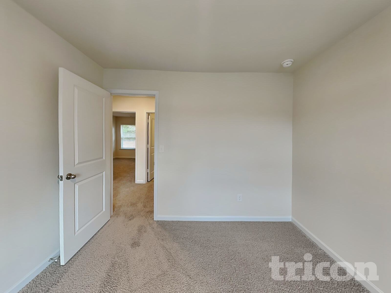 Building Photo - 288 Oliver Dr